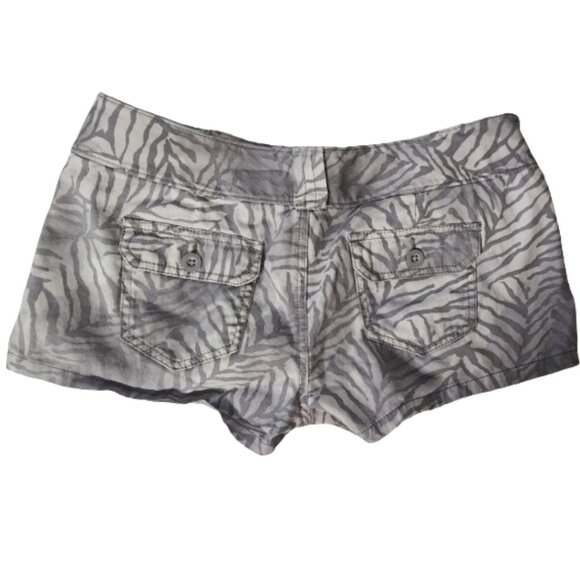 Express Animal Print Bundle (Size 8 & Medium) - Picture 3 of 9